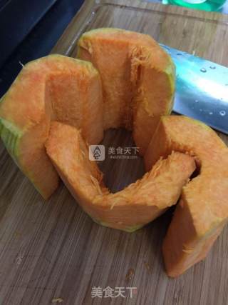 南瓜饼的做法步骤：1