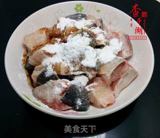 香煎胖头鱼的做法步骤：3