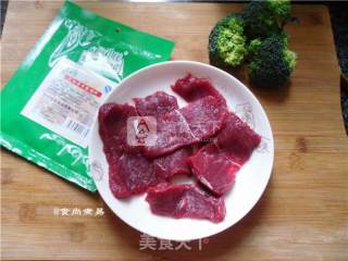 芝加哥香煎牛扒的做法步骤：1