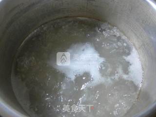 菜芯排骨大米粥的做法步骤：4
