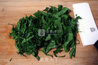 菠菜面的做法步骤：1