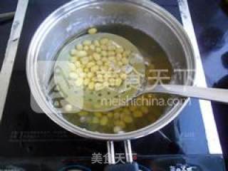 雪菜肉末炒黄豆的做法步骤：2