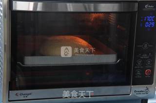 最进行流行的乳酪包的做法步骤：4