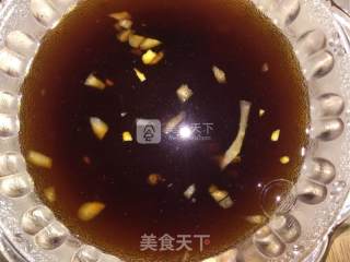 银耳木耳炒肉的做法步骤：4