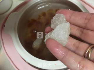 燕窝桃胶炖的做法步骤：7