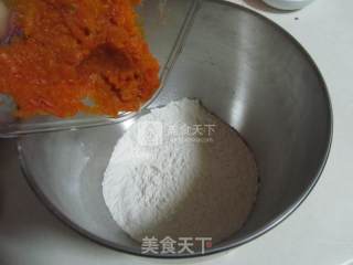南瓜三鲜灌汤包的做法步骤：7