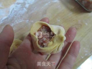 南瓜三鲜灌汤包的做法步骤：17