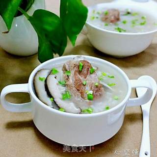 香菇排骨粥的做法步骤：8
