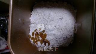 自制懒人面包机版面包——香甜咖啡葡萄干面包的做法步骤：3