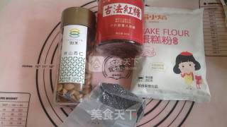 零厨艺版的红糖芝麻香薄饼的做法步骤：1