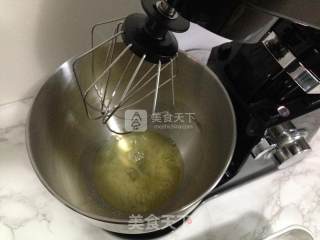 抹茶草莓蛋糕卷的做法步骤：6