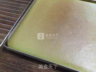 抹茶草莓蛋糕卷的做法步骤：13