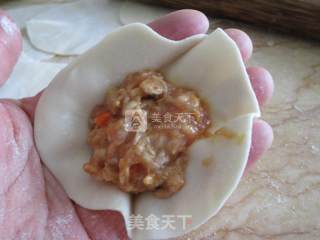 蟹粉小笼包的做法步骤：16