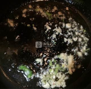 玉米胡萝卜炒肉末的做法步骤：4