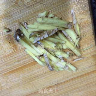 椒盐小杂鱼的做法步骤：4