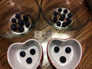 蓝莓苹果燕麦牛奶布丁（oatmeal pudding）by：普蓝高科蓝莓美食特约撰稿人的做法步骤：9