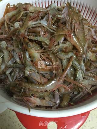 麻辣夹虾的做法步骤：1