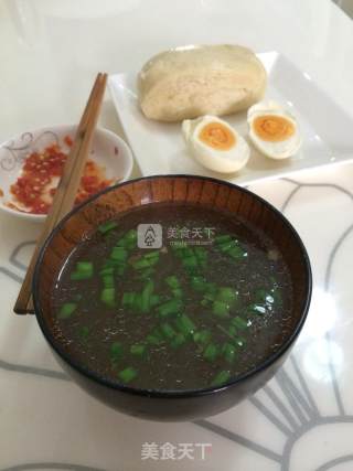 营养早餐之快速冲大骨汤的做法步骤：4