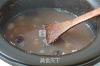 红枣桂圆杂粮粥的做法步骤：4
