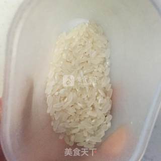 冬日养生---小米粥的做法步骤：1