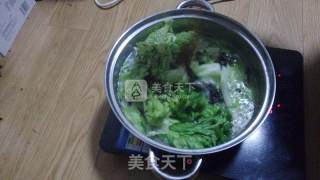 上班族快手瘦身晚餐——紫菜生菜宽面的做法步骤：4