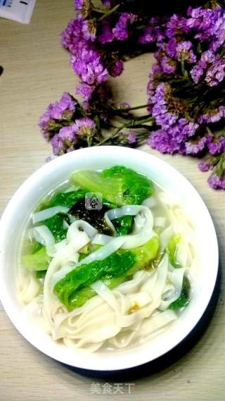 上班族快手瘦身晚餐——紫菜生菜宽面的做法步骤：5