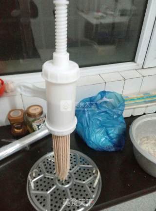 韭菜炒莜面的做法步骤：5