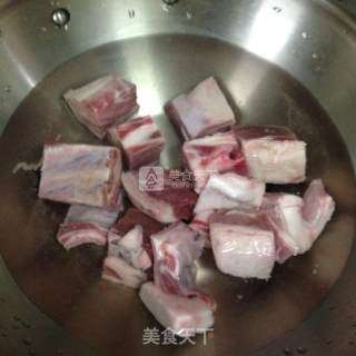 羊肉罗卜汤的做法步骤：1