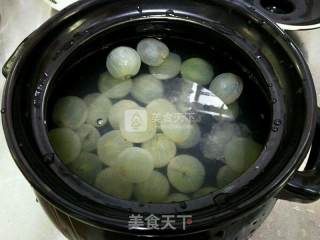 冰糖炖提子的做法步骤：7