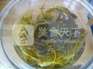 雪菜肉末包的做法步骤：2