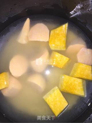 红薯南瓜粥的做法步骤：3