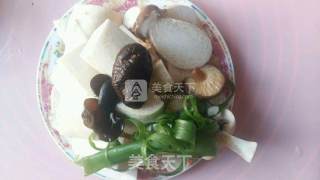 菌菇鸡汤的做法步骤：3