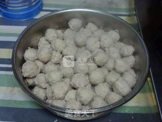 家庭版手工肉圆儿的做法步骤：23