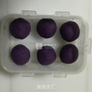 紫薯面包卷的做法步骤：1