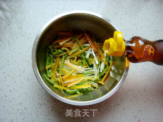 凉拌青椒丝的做法步骤：4