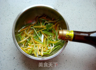 凉拌青椒丝的做法步骤：5
