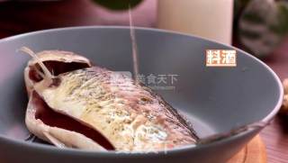 木瓜鲫鱼汤的做法步骤：1
