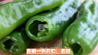油焖尖椒的做法步骤：3