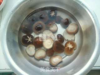 香菇扒油菜的做法步骤：5