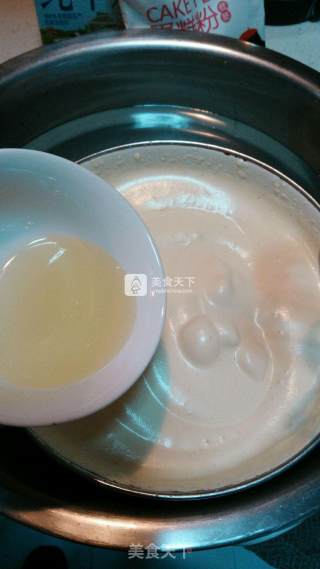 爱上易小焙从【电饭煲海绵蛋糕】开始的做法步骤：5
