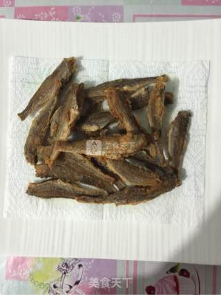 酥炸黄花鱼的做法步骤：5