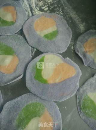 彩虹水饺的做法步骤：2