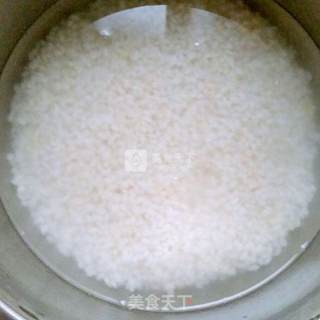 糯米参鸡汤的做法步骤：1