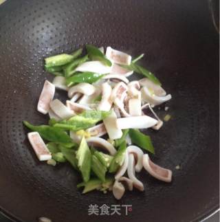 韩式辣炒鱿鱼的做法步骤：3
