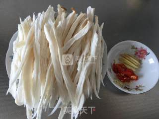干煸杏鲍菇的做法步骤：2