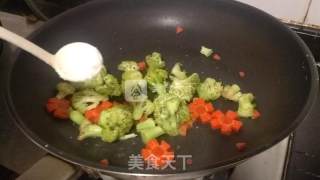 芝加哥酱鱿鱼烩二菇的做法步骤：9