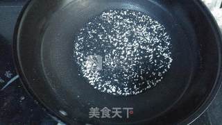 【黑芝麻糊】温暖浓香的养生良品的做法步骤：2
