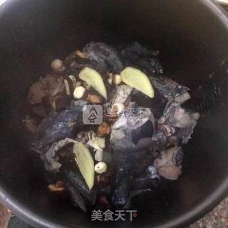养颜乌鸡汤的做法步骤：6