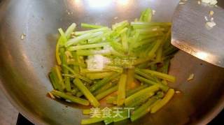 炒香芹的做法步骤：6