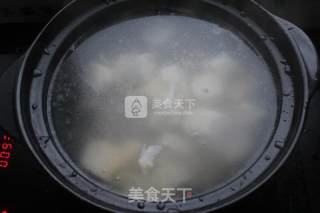 香菇山药排骨养生汤的做法步骤：8